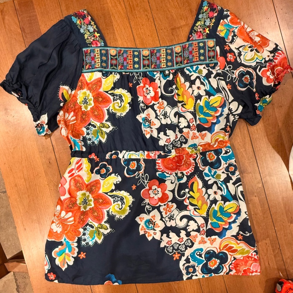 Johnny Was Vintage Babydoll Top - Picture 11 of 12